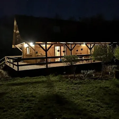 Orange Cottage Liniewko
